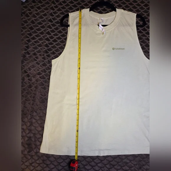G398. Lululemon All Yours Tank Top *Graphic in Dewy - Size 8 - Picture 7 of 7
